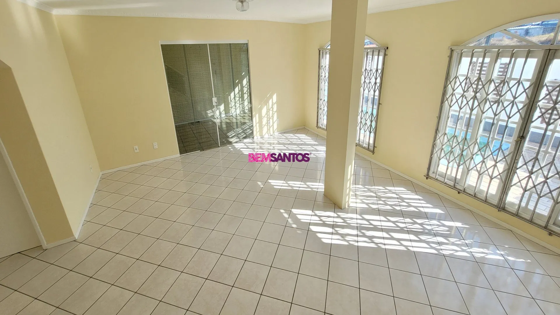 House with 3 en-suite bedrooms and private garden — photo 13