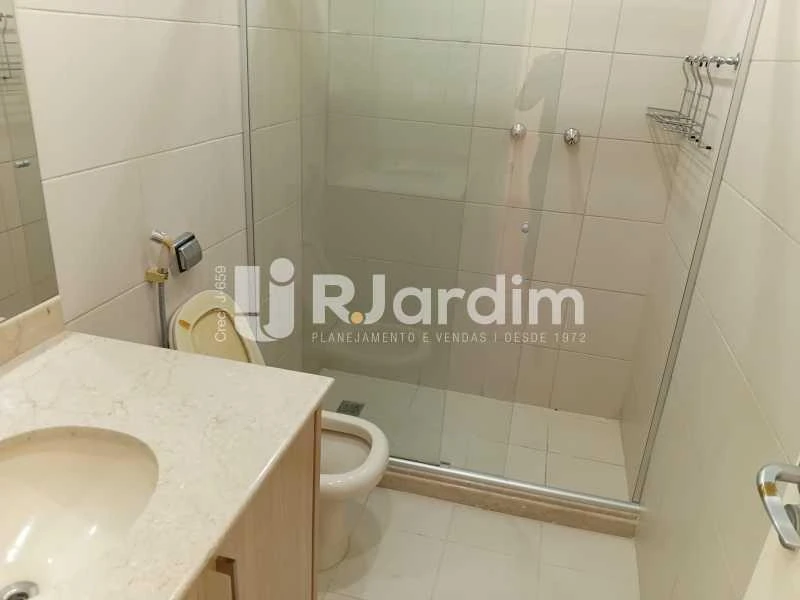 Apartamento de 3 quartos com cozinha separada e vaga — photo 2