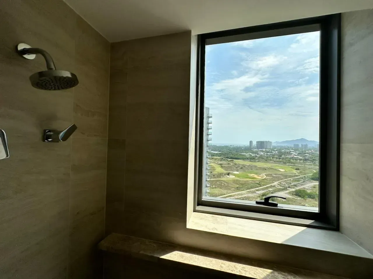 3-bedroom apartment with 6 bathrooms and 3 parking spots — photo 11