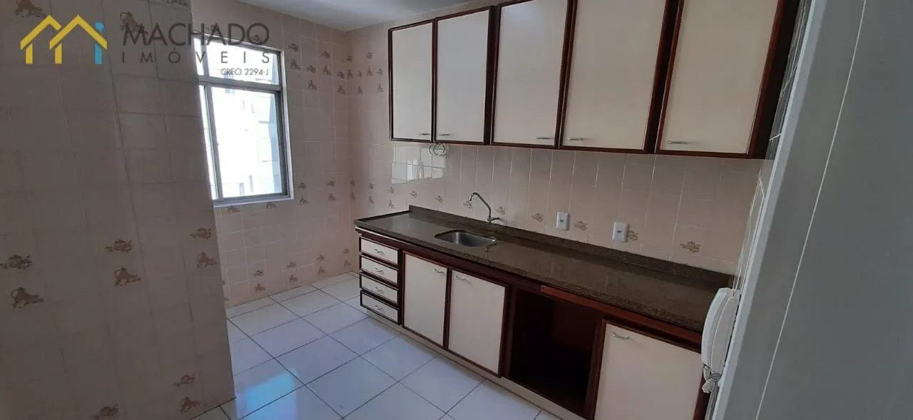 Apartamento de 2 dormitorios con 1 baño y plaza de parking — photo 2