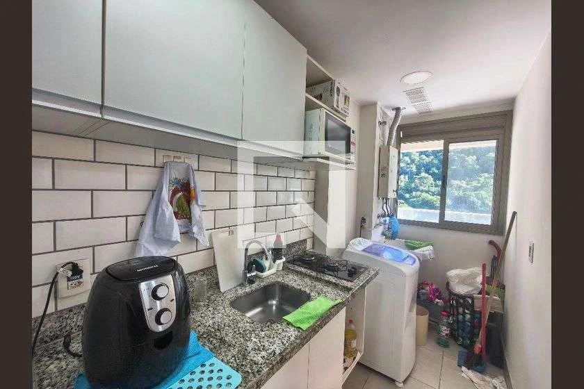 Furnished 62 m² apartment with 2 en-suite bedrooms — photo 16