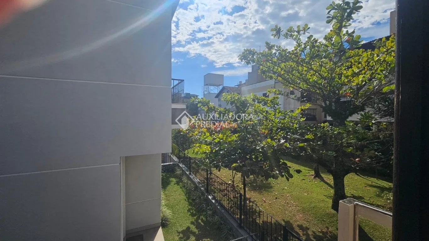 Будинок: 3 спальні, 1 з власною ванною кімнатою, 130 м² — photo 12