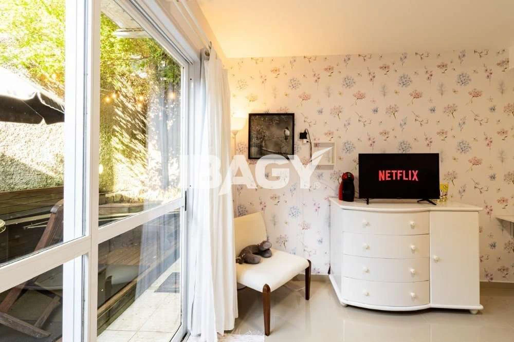 Будинок 100 м² з 2 спальнями та 1 ванною кімнатою — photo 5
