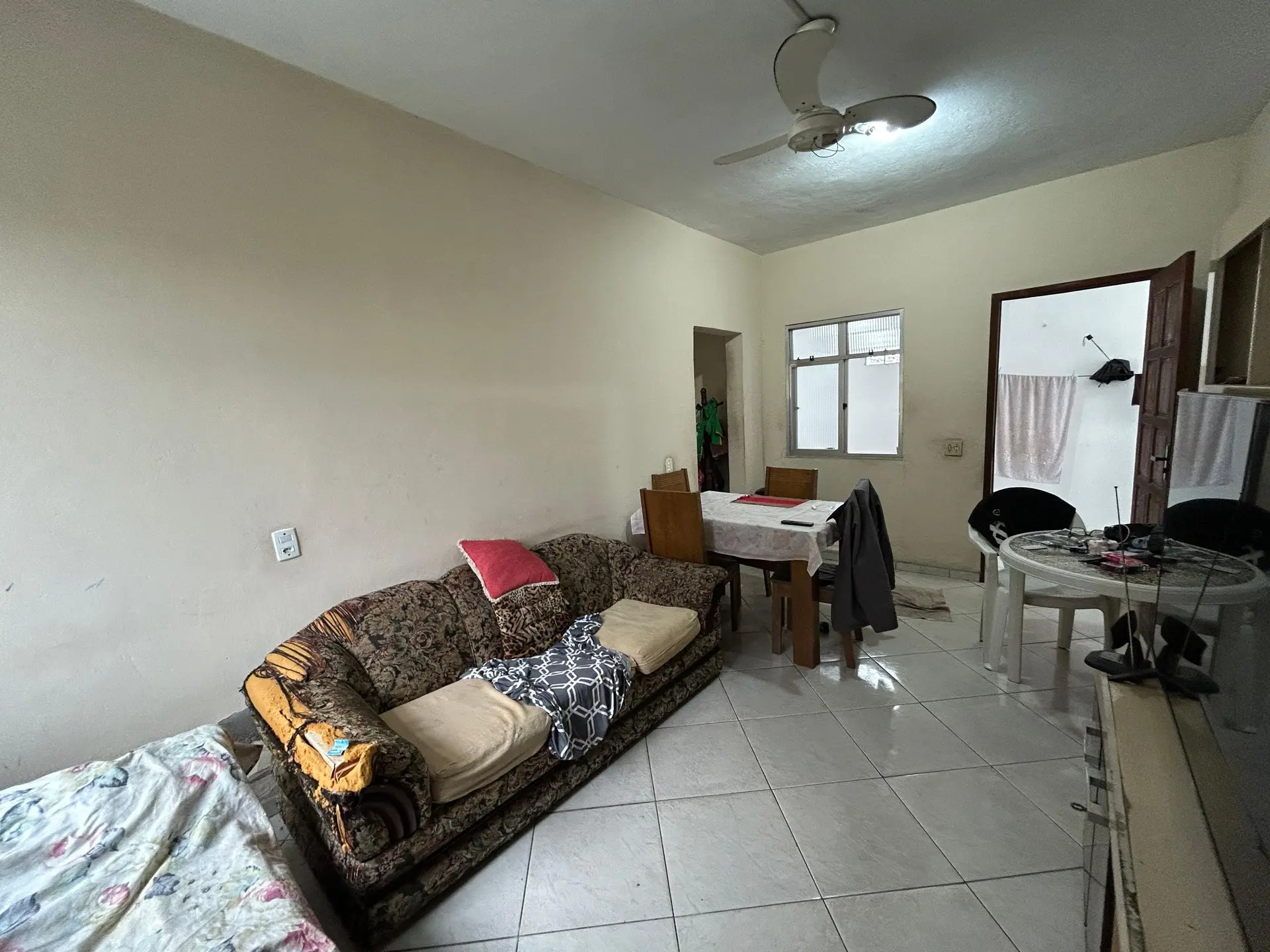 Furnished house with 2 bedrooms and a separate kitchen