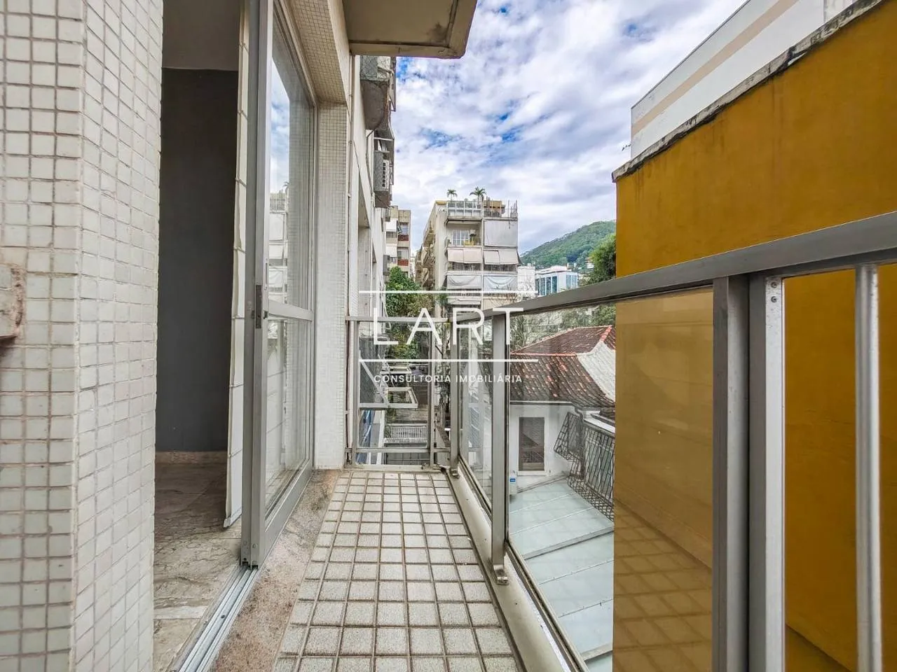 Apartamento de 81 m² no 2º andar com varanda — photo 12