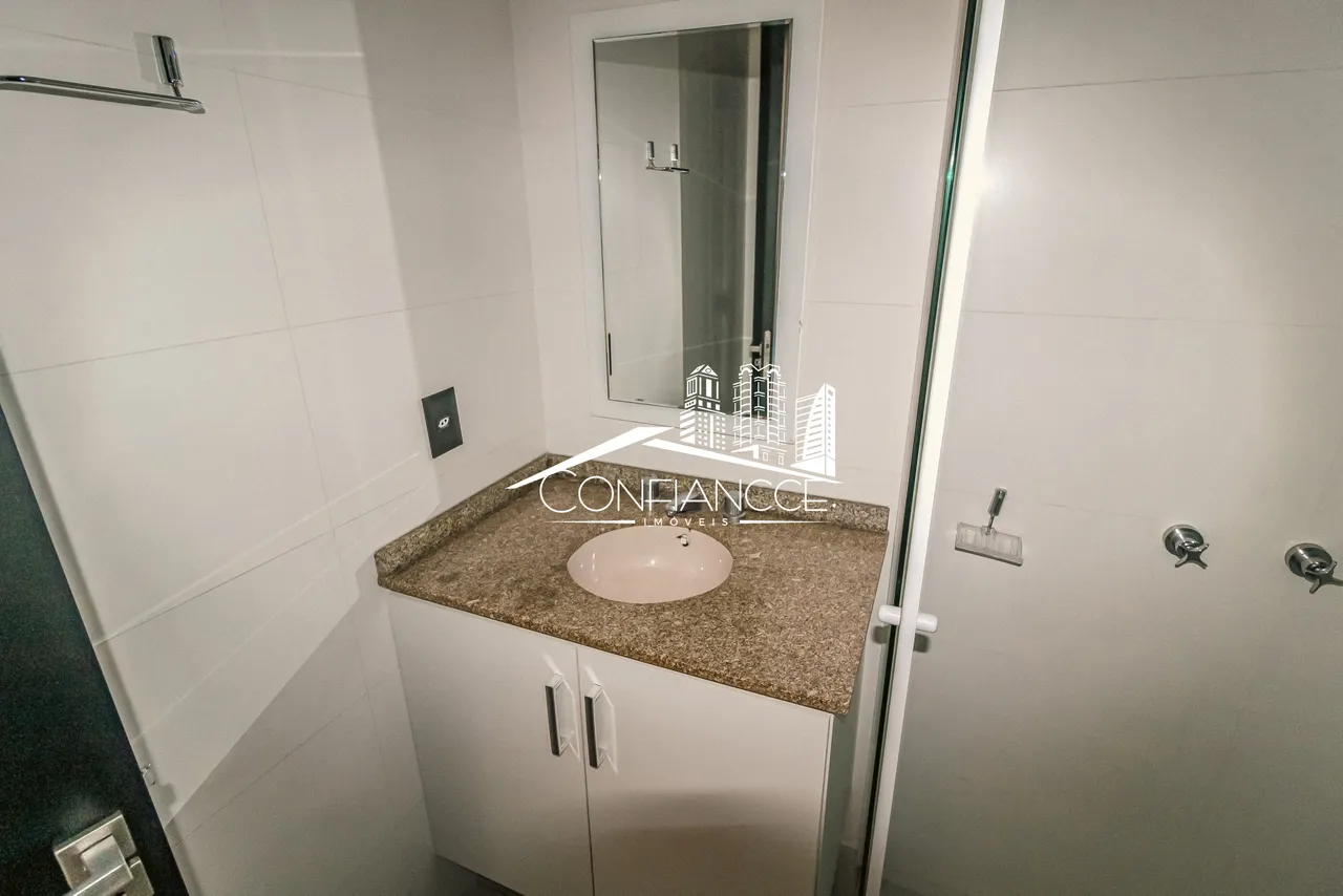 Furnished 1-bedroom apartment with an open kitchen — photo 16