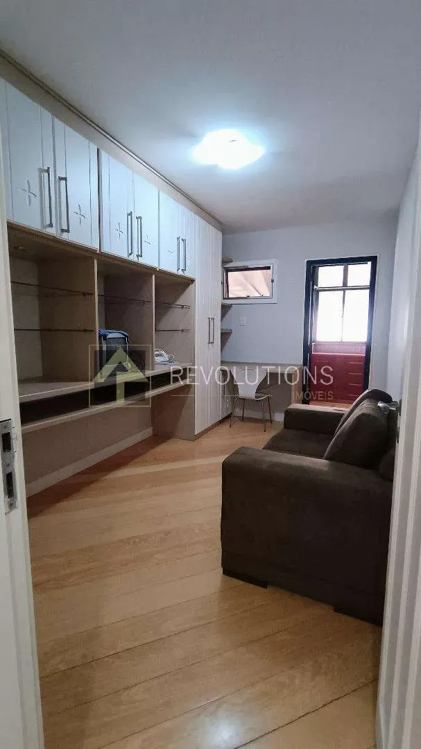 3-bedroom apartment with 1 suite and 4 bathrooms — photo 36