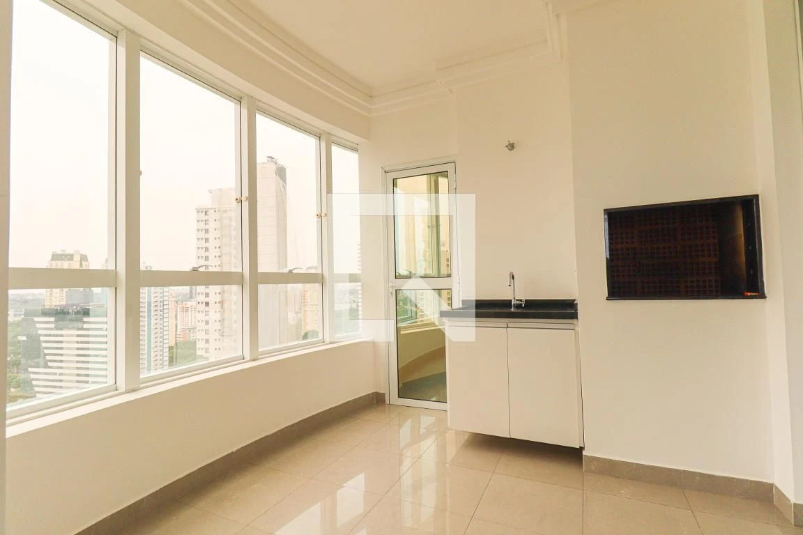 Apartment, 255 m², with a bathtub — photo 53