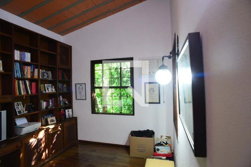 House, 530 m², with a home office — photo 18