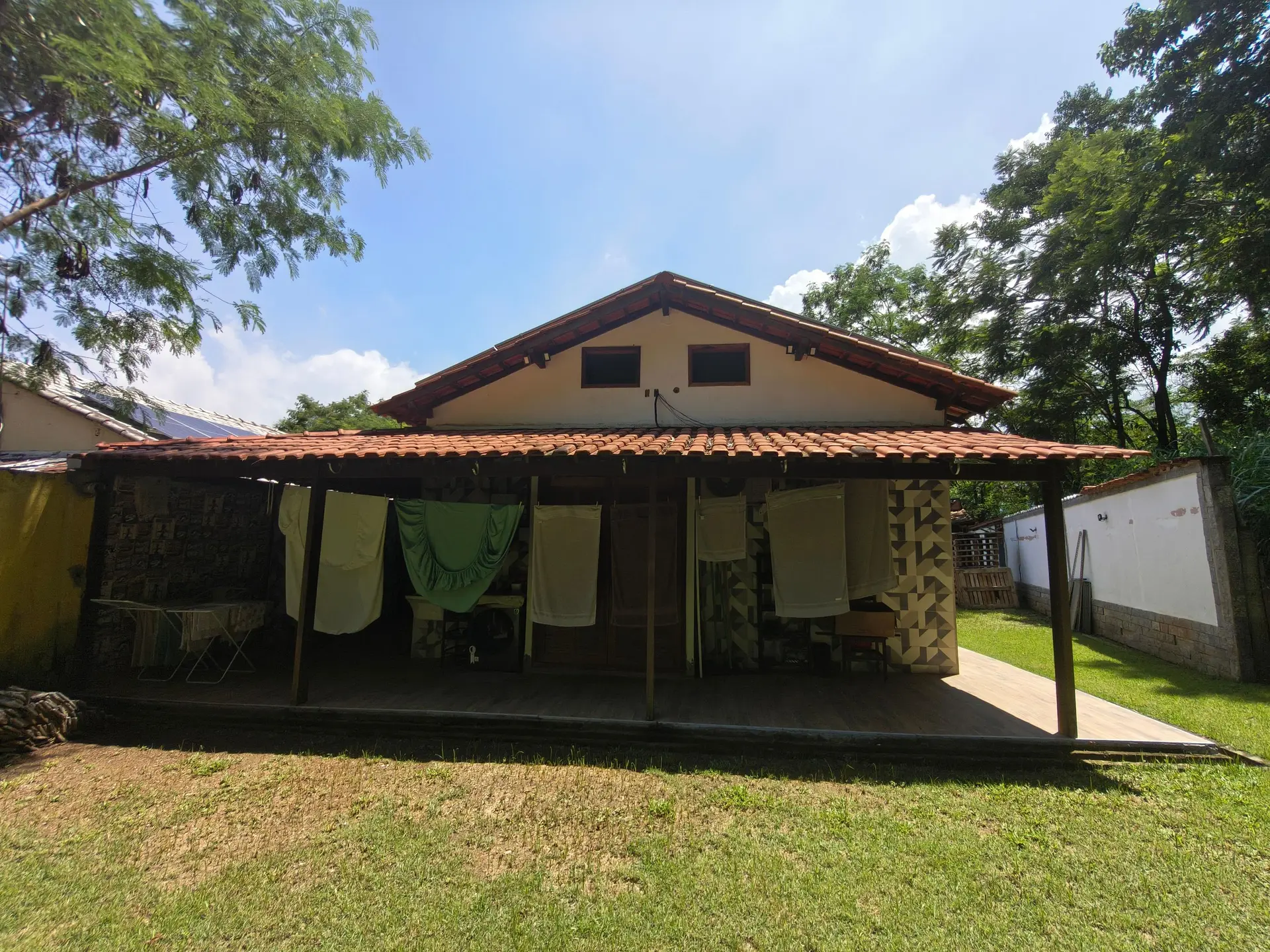 Casa mobiliada com 3 quartos e varanda, com 6 vagas — photo 48