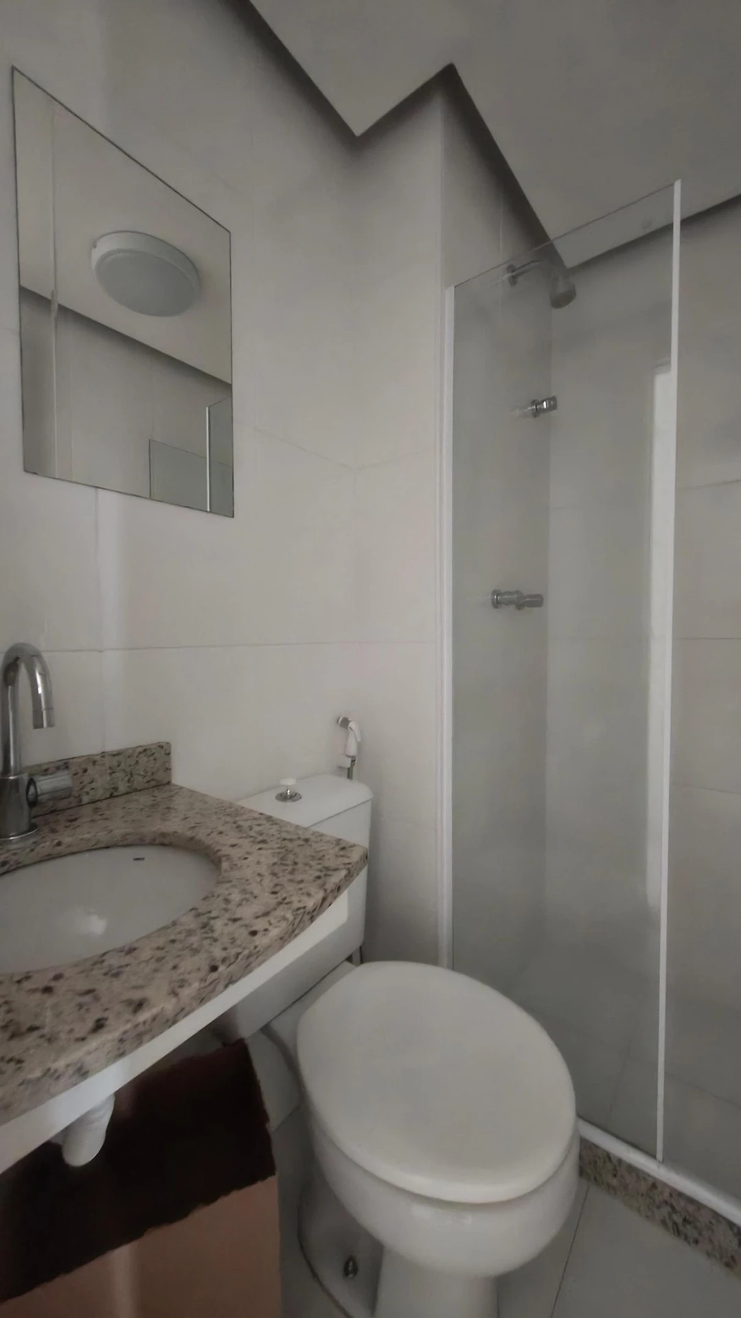 Glass-enclosed balcony in a 3-bedroom apartment, 87 m² — photo 37