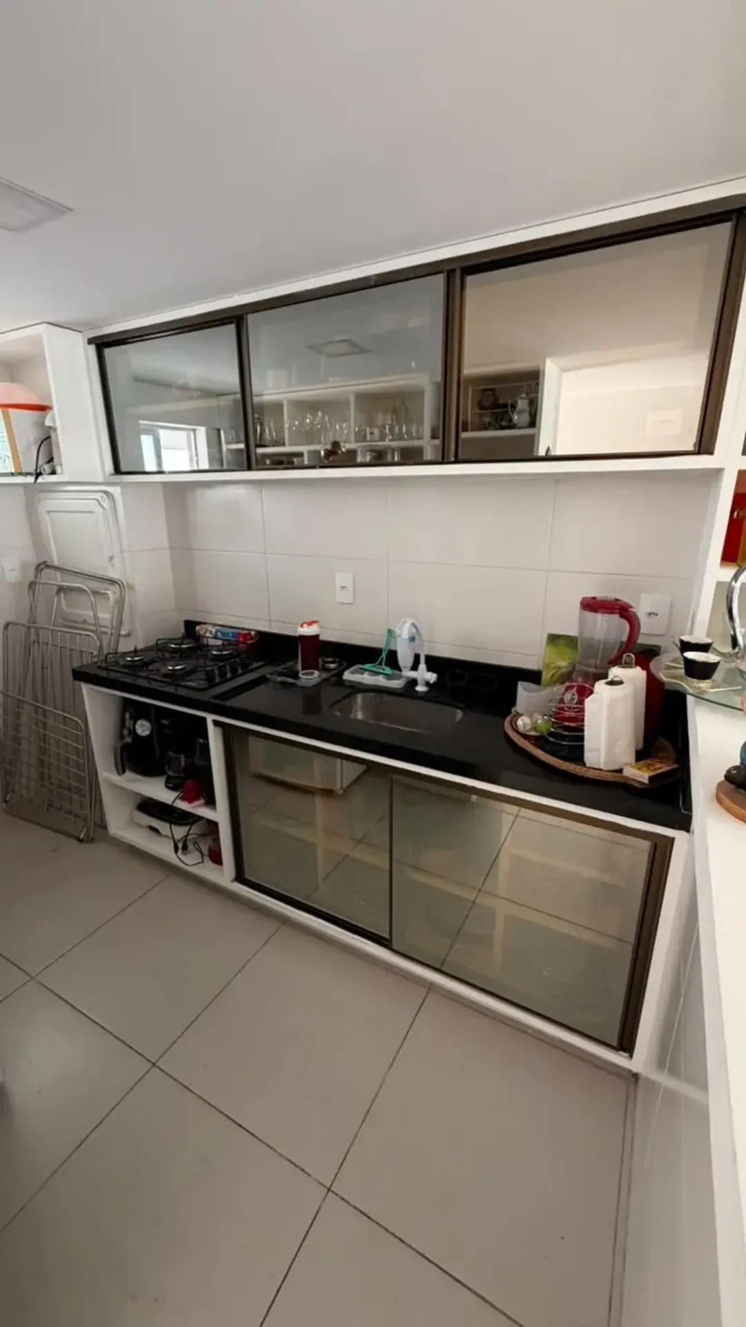 Apartment on the 5th floor with a water view — photo 6