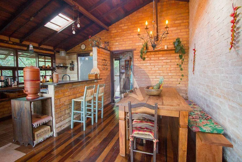 Furnished house with 6 bedrooms and a gas open-plan kitchen — photo 2