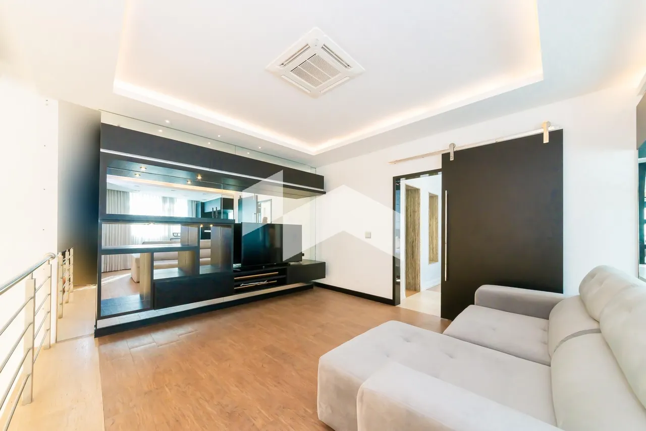 Apartamento sin amueblar de 112 m² con cocina abierta — photo 19