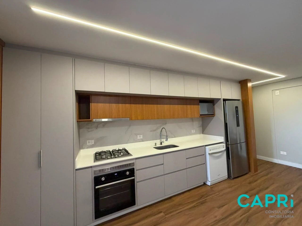 Apartamento mobiliado com 3 quartos e 2 vagas