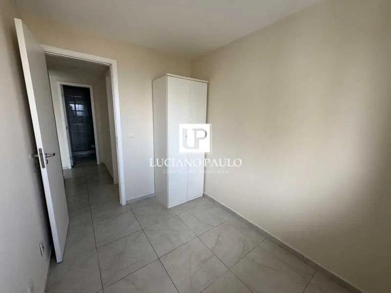 Unfurnished apartment with a balcony and 2 bedrooms — photo 16
