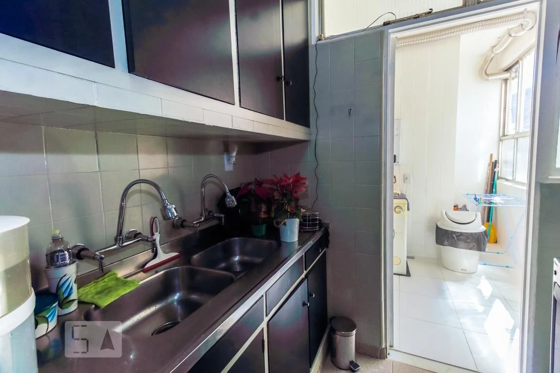 Furnished 4-bedroom apartment with 3 bathrooms — photo 13