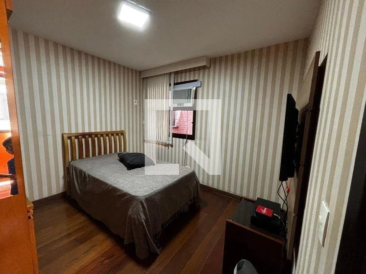 Home office in a 3-bedroom apartment, 153 m² — photo 9