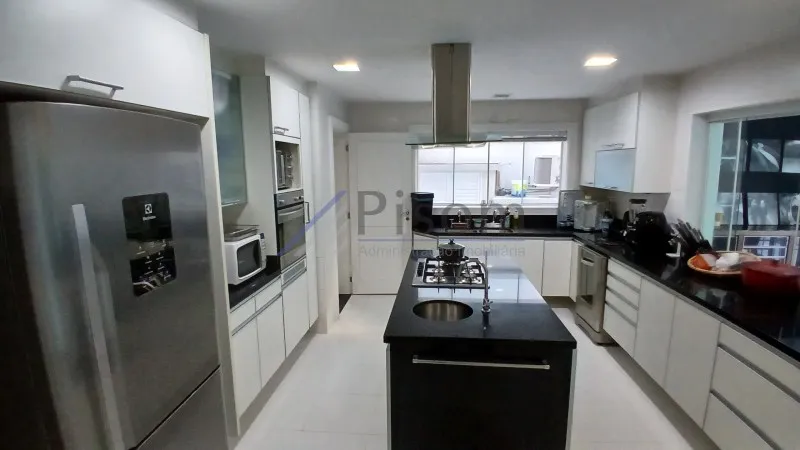 Casa sem mobília 980 m² com 5 suítes e 8 banheiros — photo 54