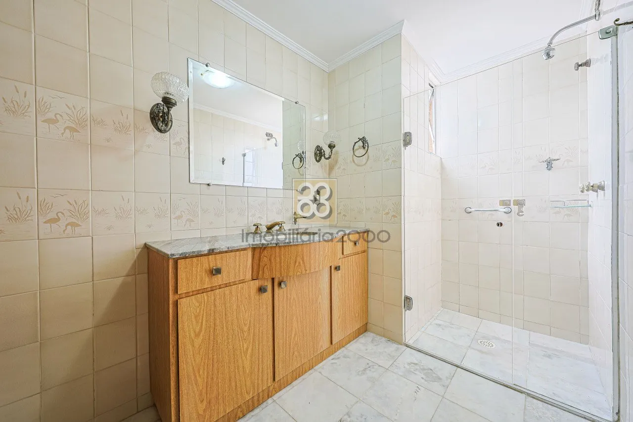178 m² apartment with 3 bedrooms and 1 parking space — photo 22