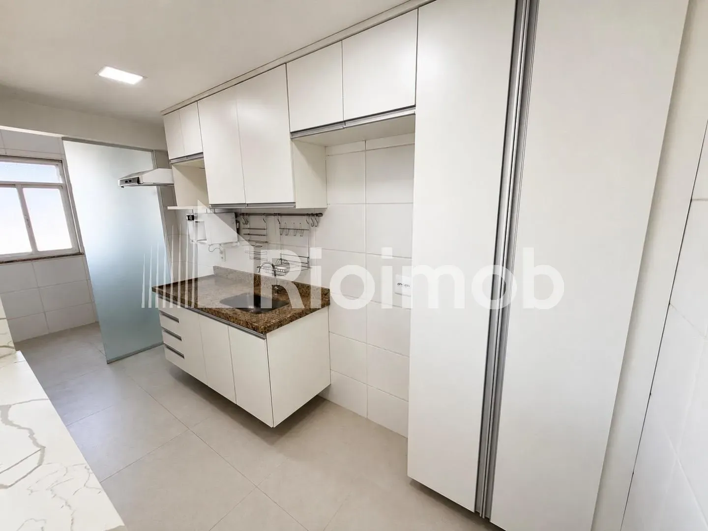 Apartamento com cozinha integrada e 4 quartos — photo 9