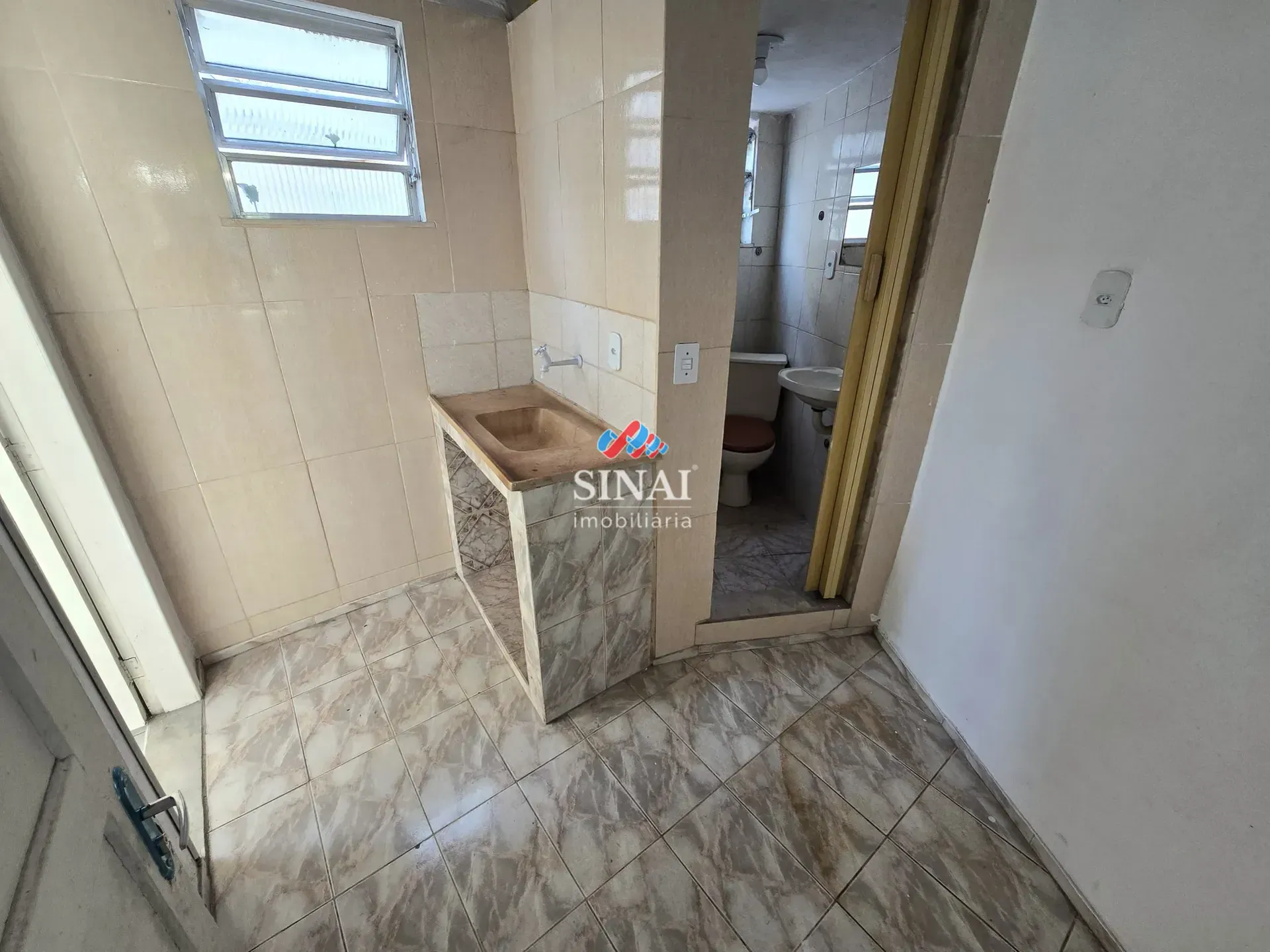 Casa com 4 quartos, 4 banheiros e 8 vagas — photo 49
