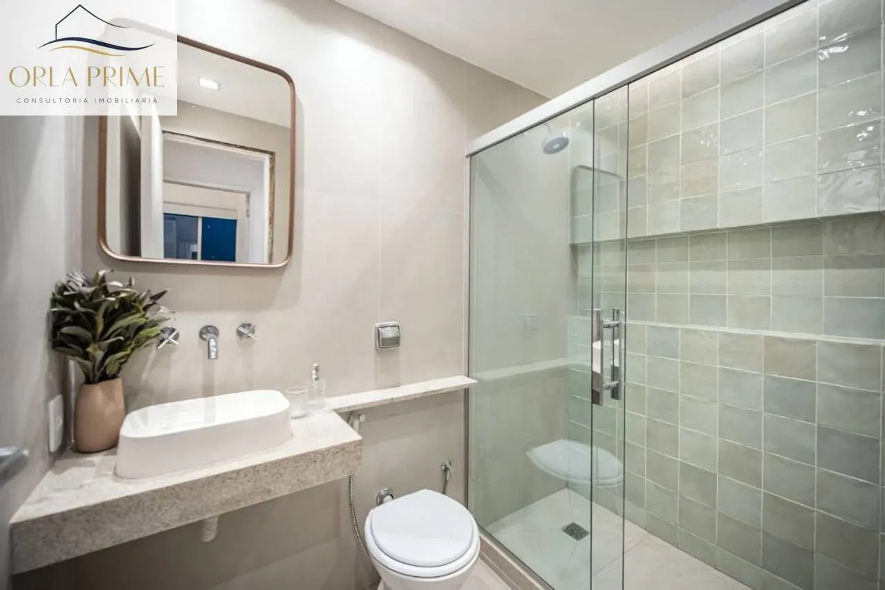 2-bedroom apartment with a water view — photo 33