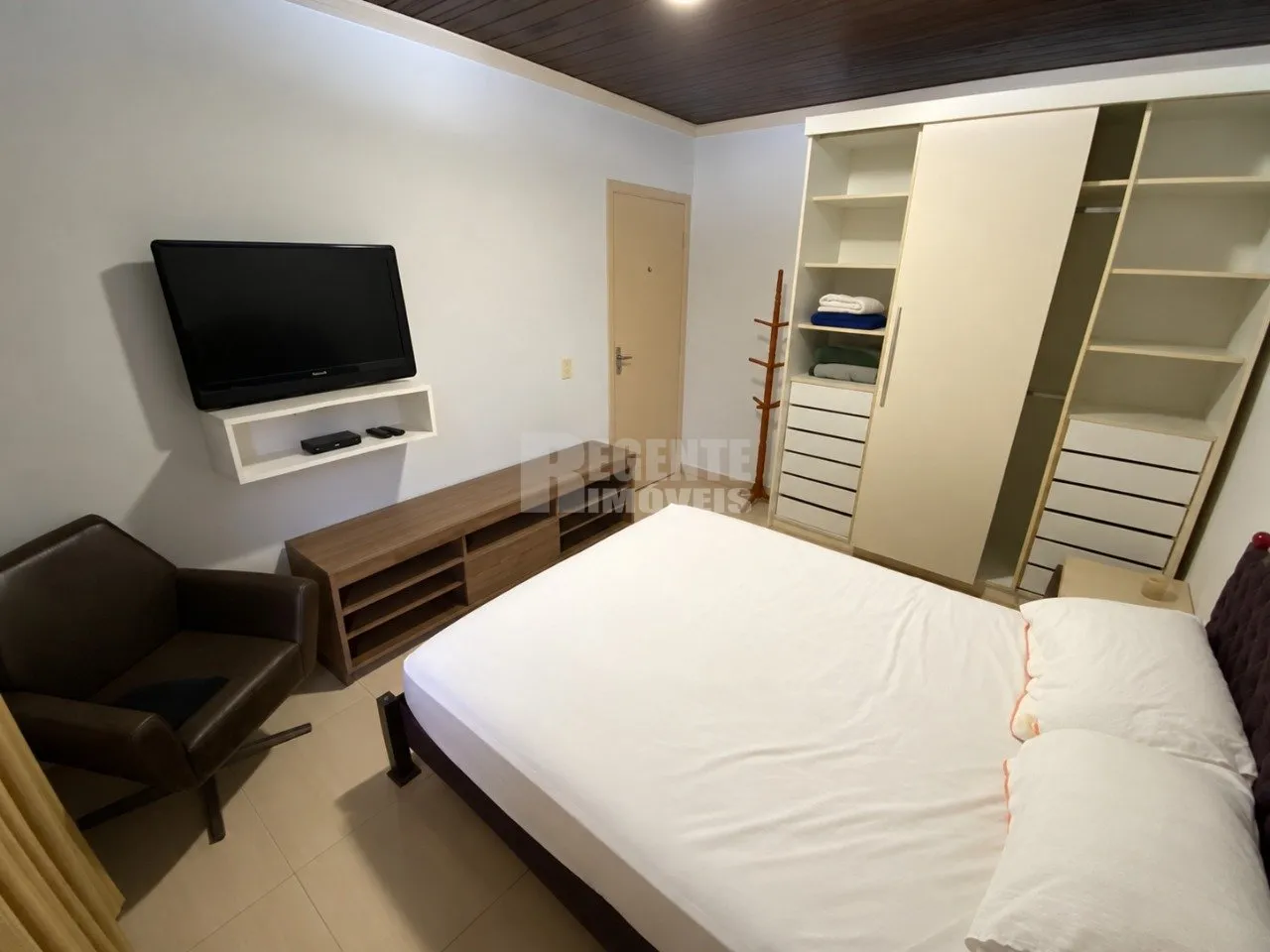 3-bedroom house with a garden — photo 25