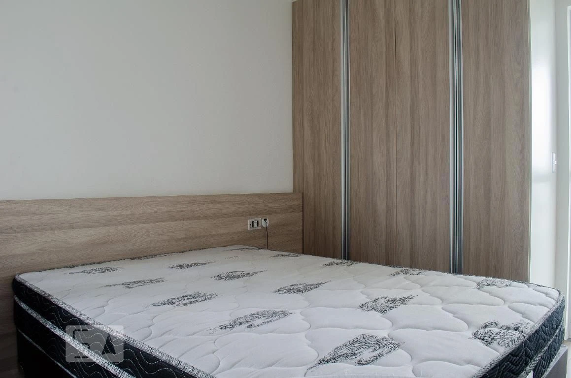 Furnished studio, 40 m², with a home office — photo 4