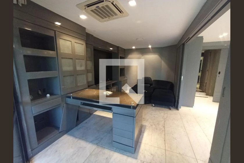 Rental apartment with 3 bedrooms and 160 m² — photo 4