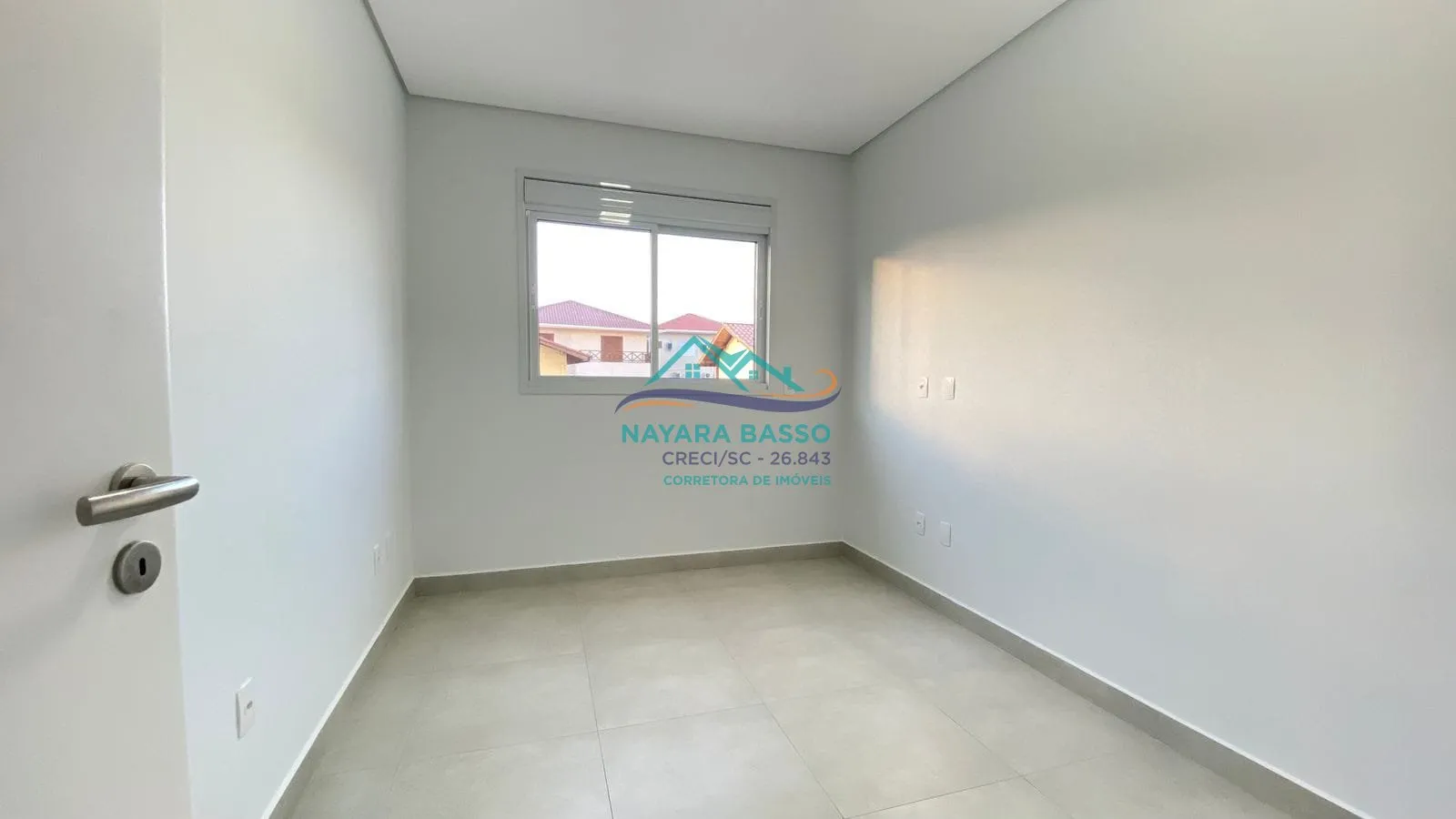 Квартира з 3 спальнями та робочим місцем — photo 3