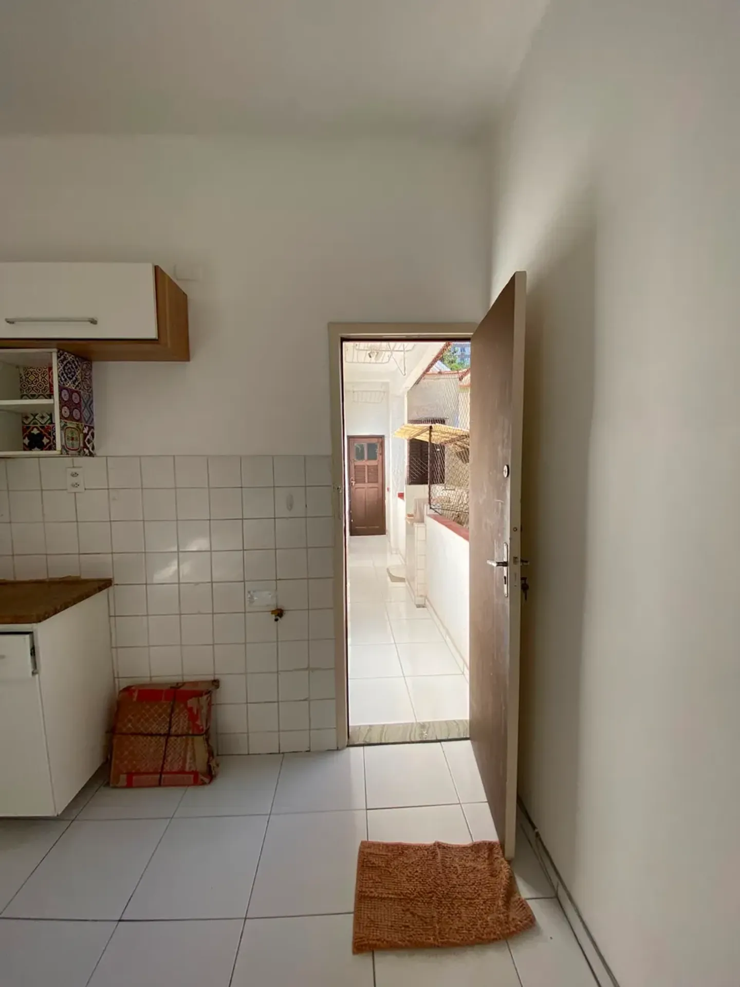 3-bedroom apartment with balcony, 137 m² — photo 16