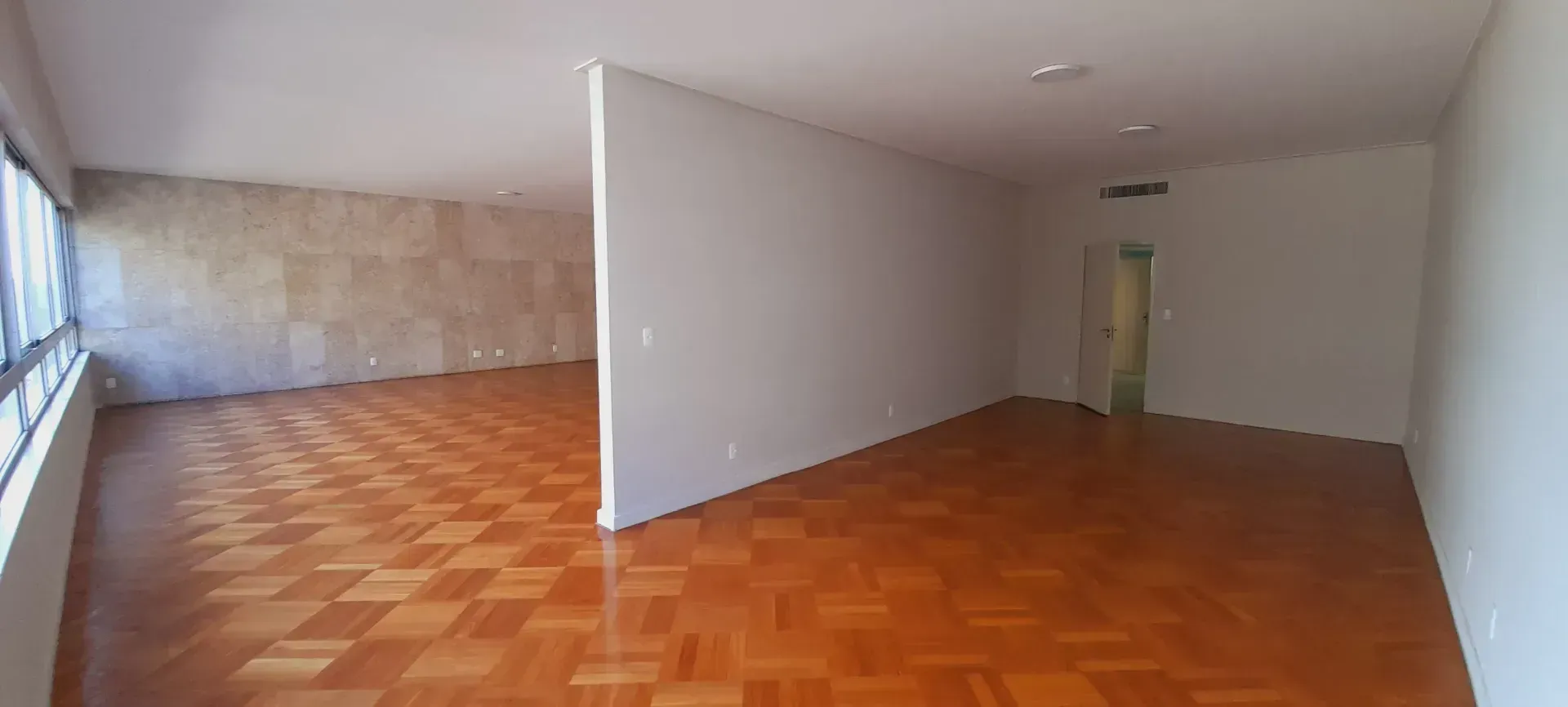 Unfurnished apartment with 4 bedrooms and 2 parking — photo 7