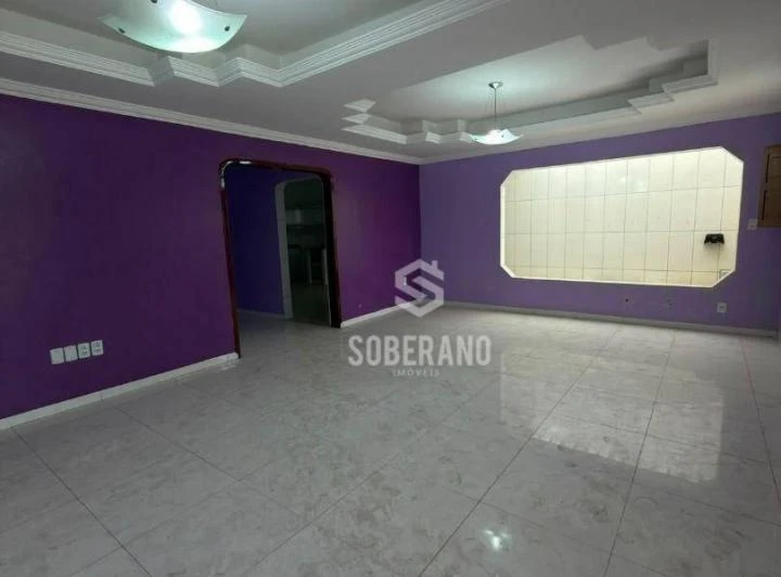House with 3 bedrooms and a separate kitchen, 240 m² — photo 4