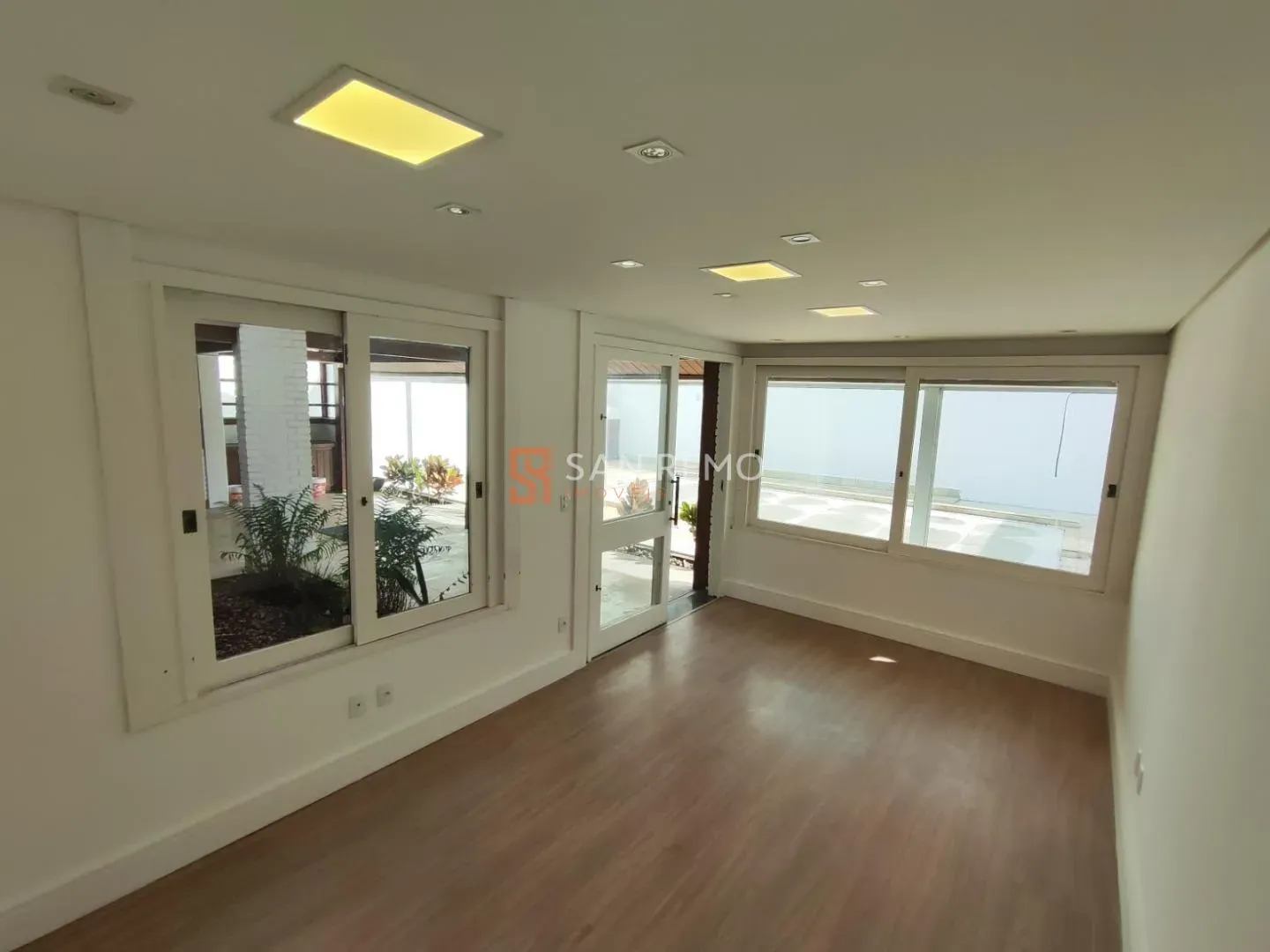 House with 6 bedrooms and 3 en-suite suites plus garden — photo 16