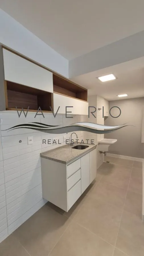 One-bedroom apartment with a mountain view in Rio de Janeiro — photo 5