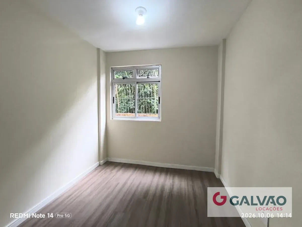 Apartment, 51 m², with wood or laminate floors — photo 11