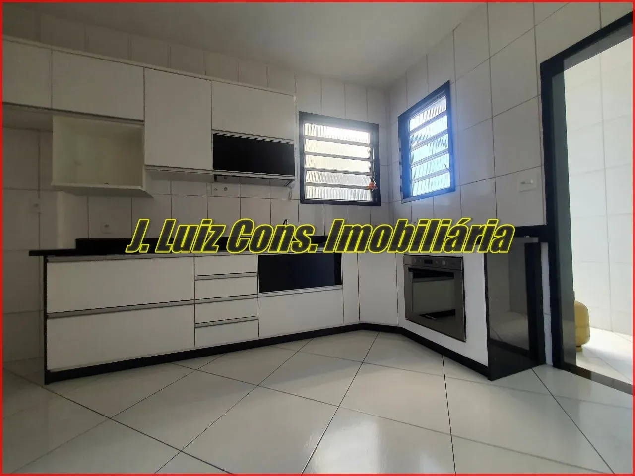 Квартира 70 м² з 2 кімнатами та кухнею з газовою плитою — photo 15
