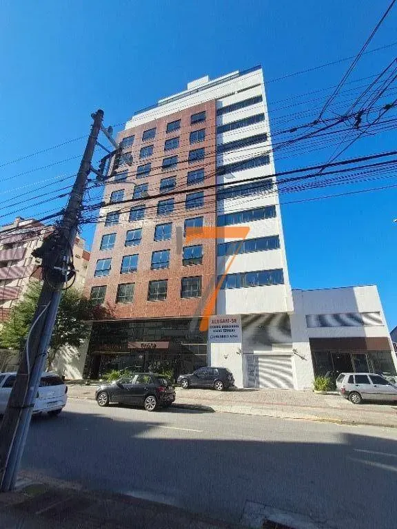 Studio mobiliado de 30 m² com 1 quarto e banheiro — photo 4