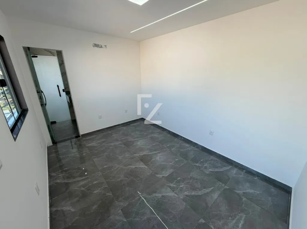 House with 4 bedrooms and 3 bathrooms, 3 parking spots — photo 29