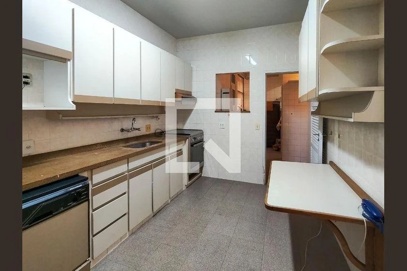 4-bedroom apartment with 3 bathrooms and 128 m² view — photo 42