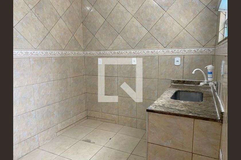 3-bedroom rental apartment with a separate kitchen