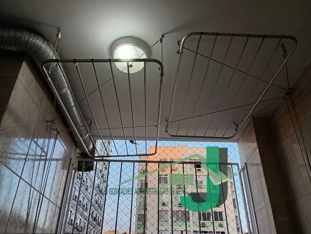 3-bedroom apartment with 3 bathrooms and 2 parking spots — photo 35