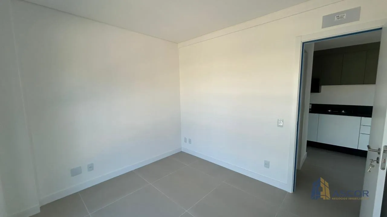 Furnished 1-bedroom apartment with open kitchen and grill — photo 13