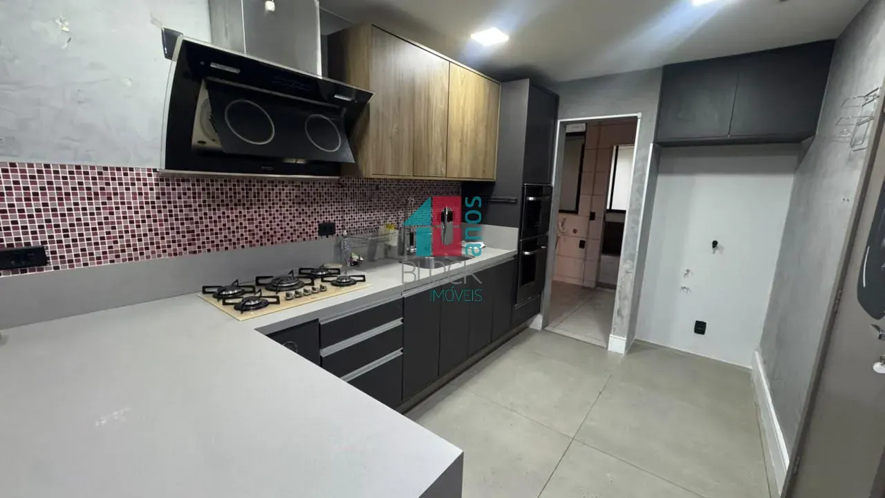 4-bedroom apartment with a home office in Rio de Janeiro — photo 33