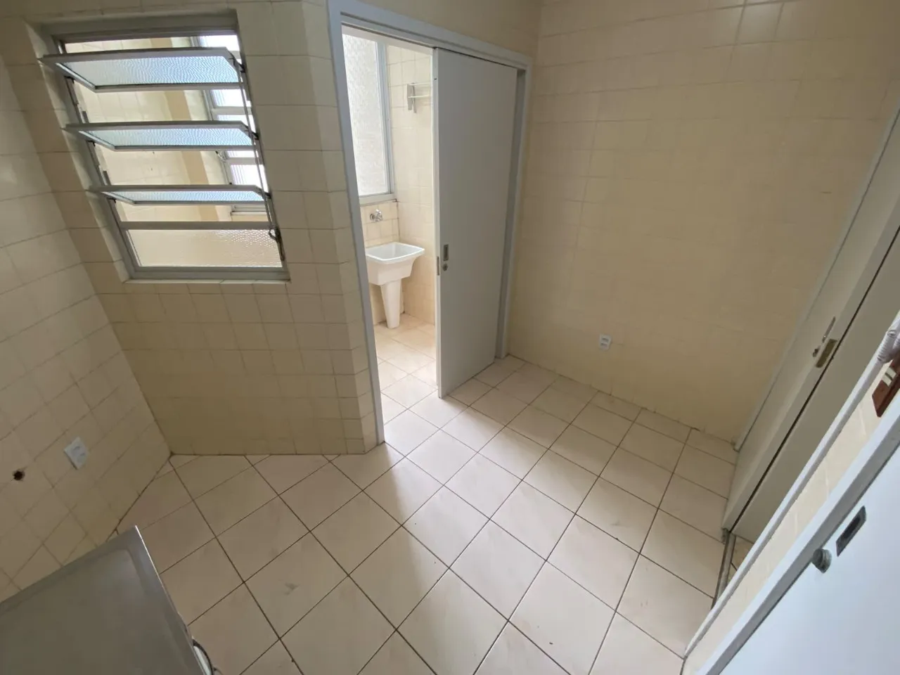 Apartment on the 4th floor with a private BBQ — photo 8