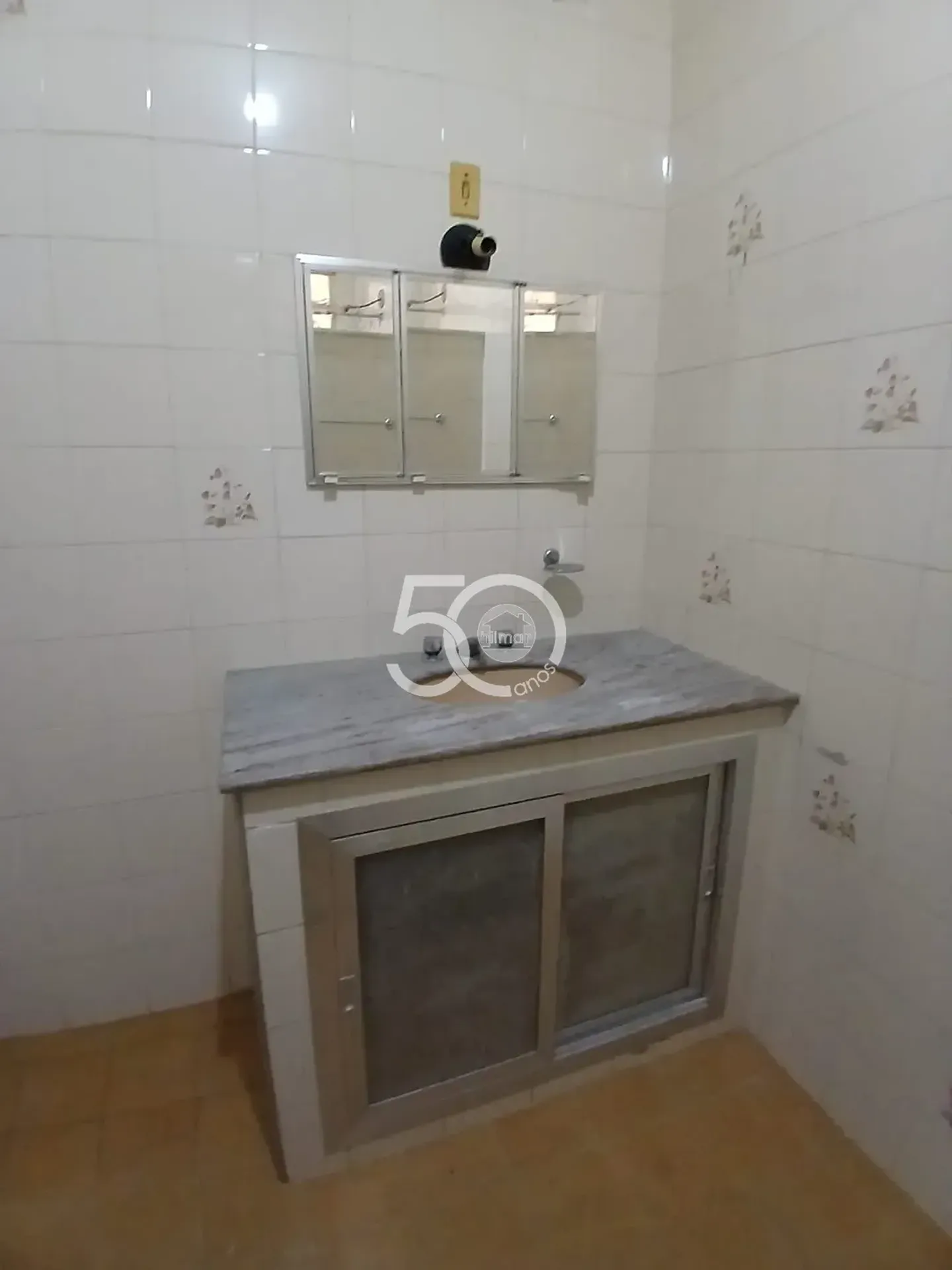 Apartment with a balcony, 2 bedrooms and 2 bathrooms — photo 17