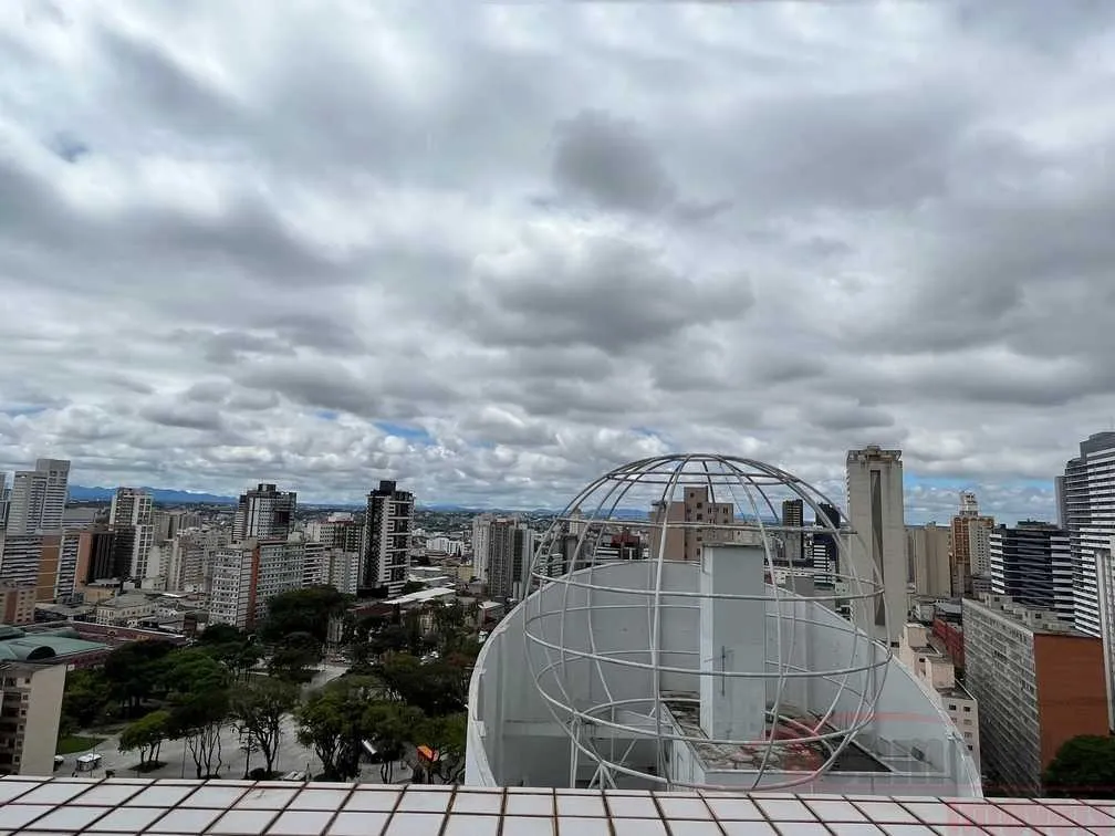 1 quarto e varanda envidraçada: apartamento de 28 m² — photo 22