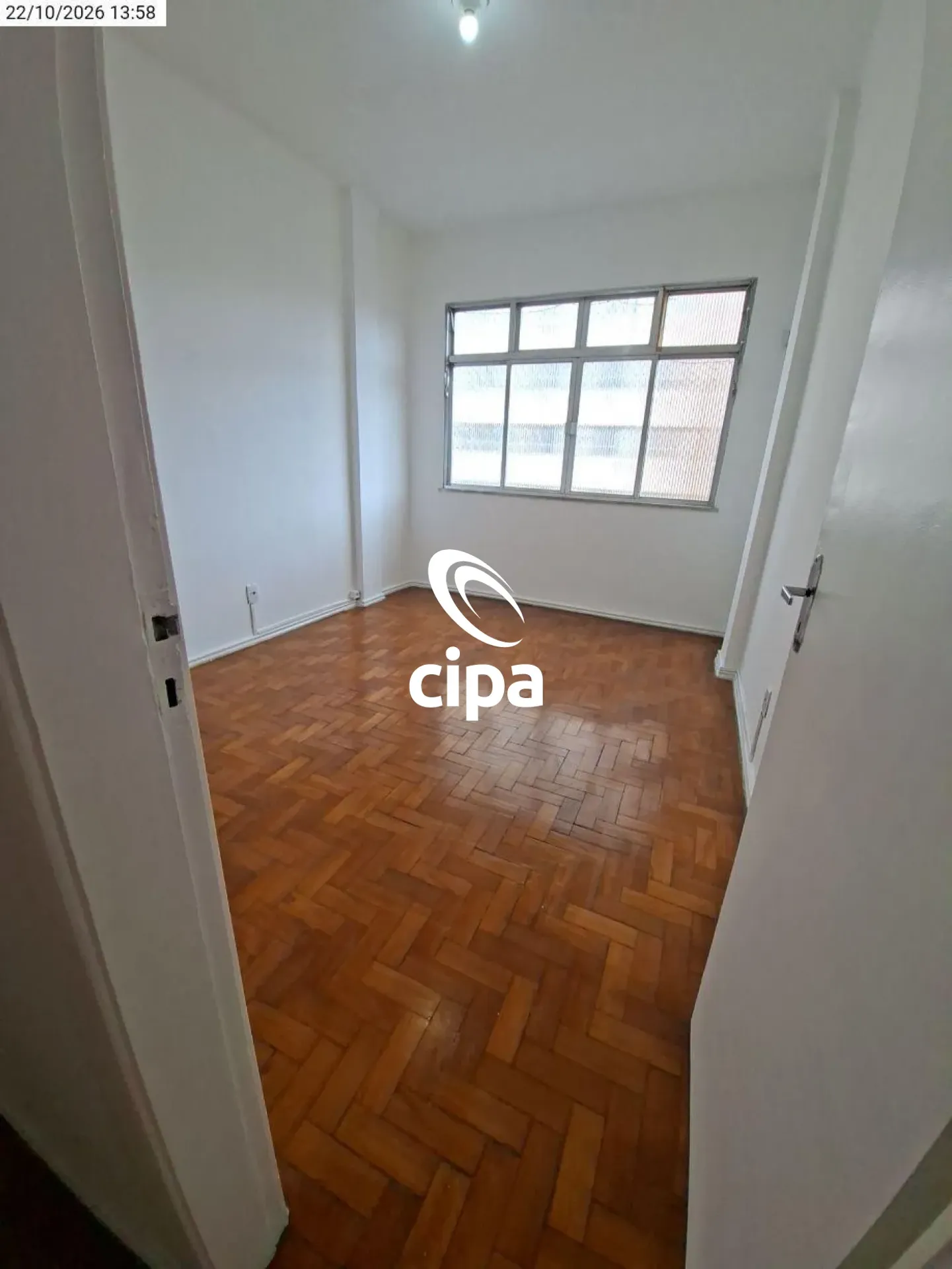 Apartment, 82 m², with wood or laminate floors — photo 7