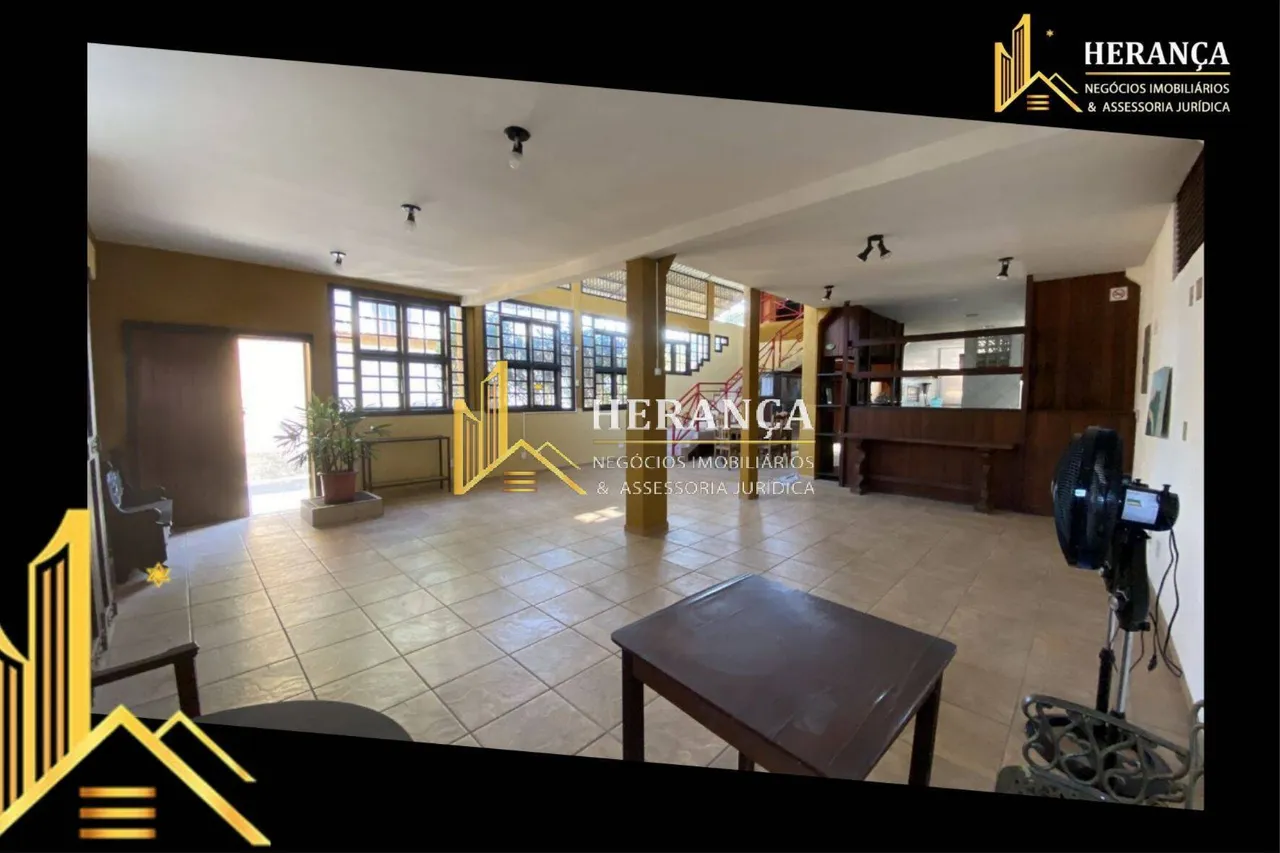 House with 900 m², 5 bedrooms and balcony grill — photo 16